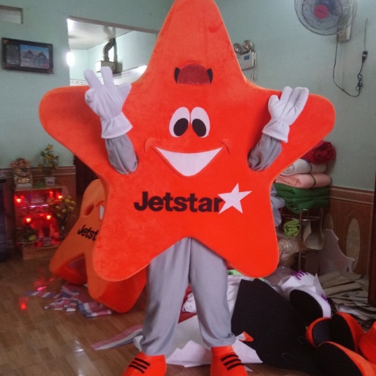 Mascot Mô Hình Ngôi Sao